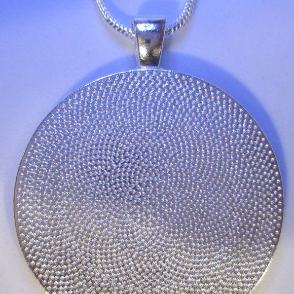 Horus and Pharaoh Anubis Novelty Coin Necklace - Picture 6 of 8